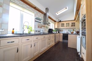 Kitchen- click for photo gallery